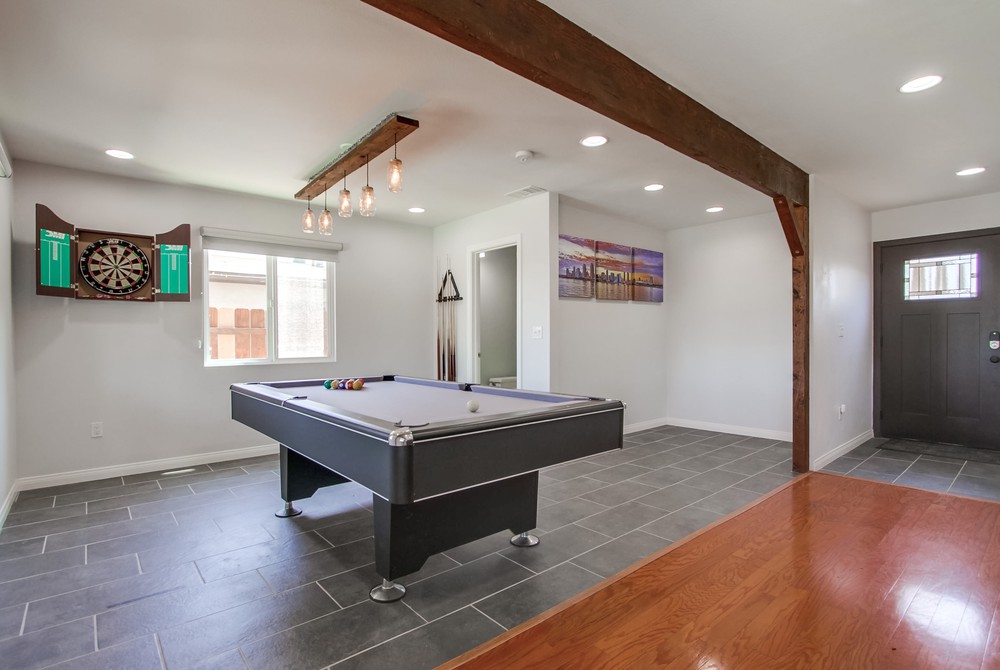 Virtual tour photo 9 of 67 for 3827 Mt Ainsworth Ave