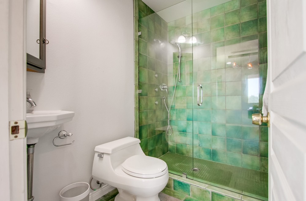 Virtual tour photo 22 of 67 for 3827 Mt Ainsworth Ave