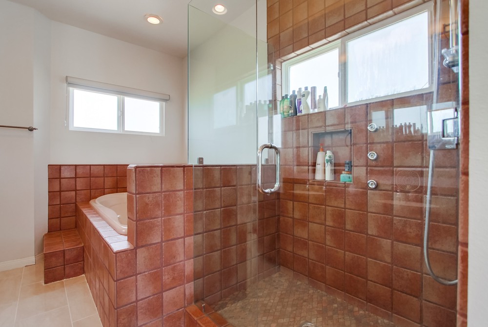 Virtual tour photo 31 of 67 for 3827 Mt Ainsworth Ave