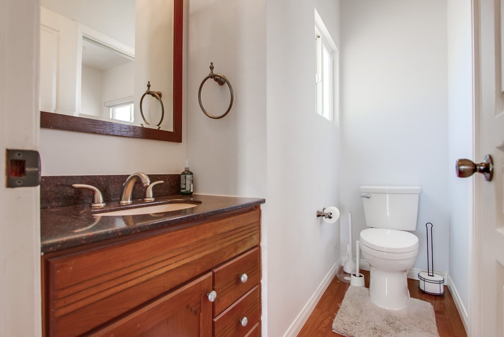 Virtual tour photo 35 of 67 for 3827 Mt Ainsworth Ave