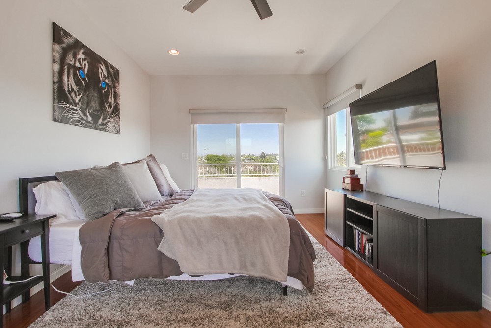 Virtual tour photo 43 of 67 for 3827 Mt Ainsworth Ave