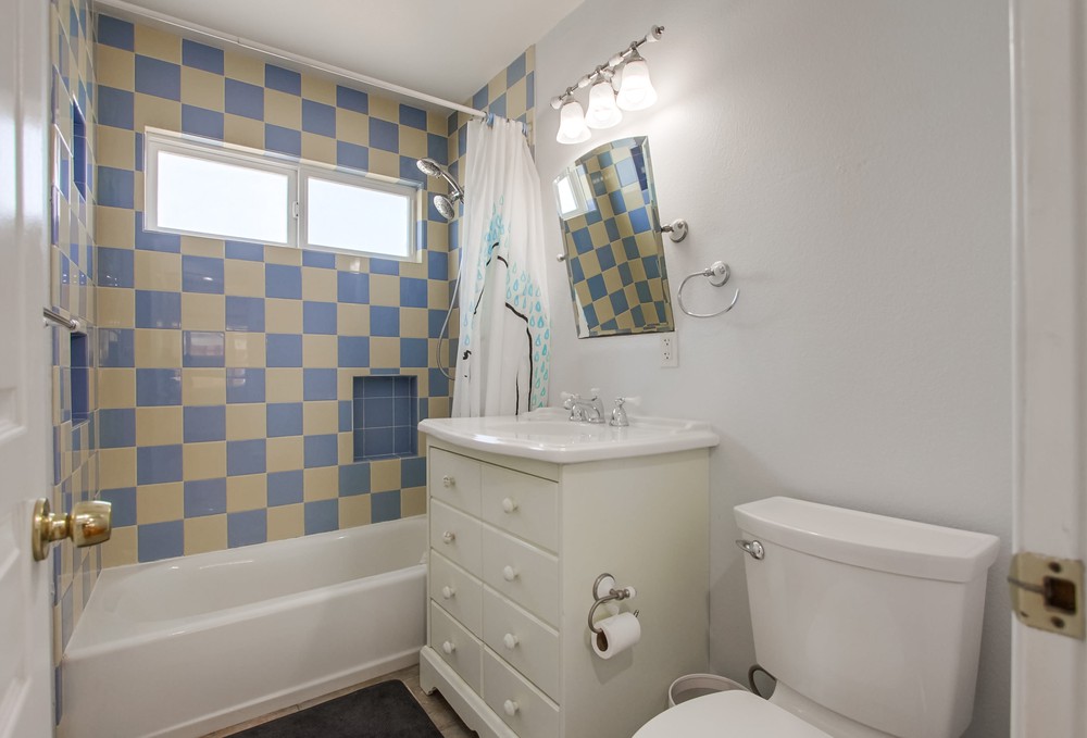 Virtual tour photo 48 of 67 for 3827 Mt Ainsworth Ave