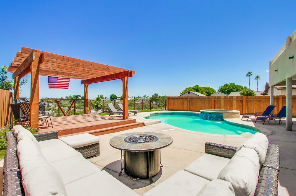 Virtual tour photo 59 of 67 for 3827 Mt Ainsworth Ave