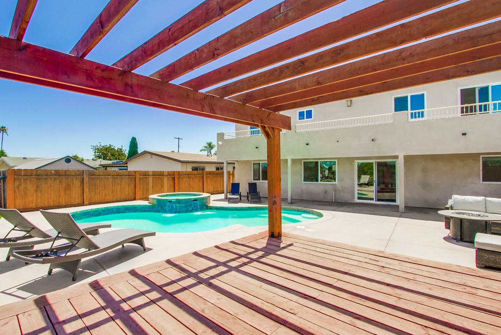 Virtual tour photo 64 of 67 for 3827 Mt Ainsworth Ave