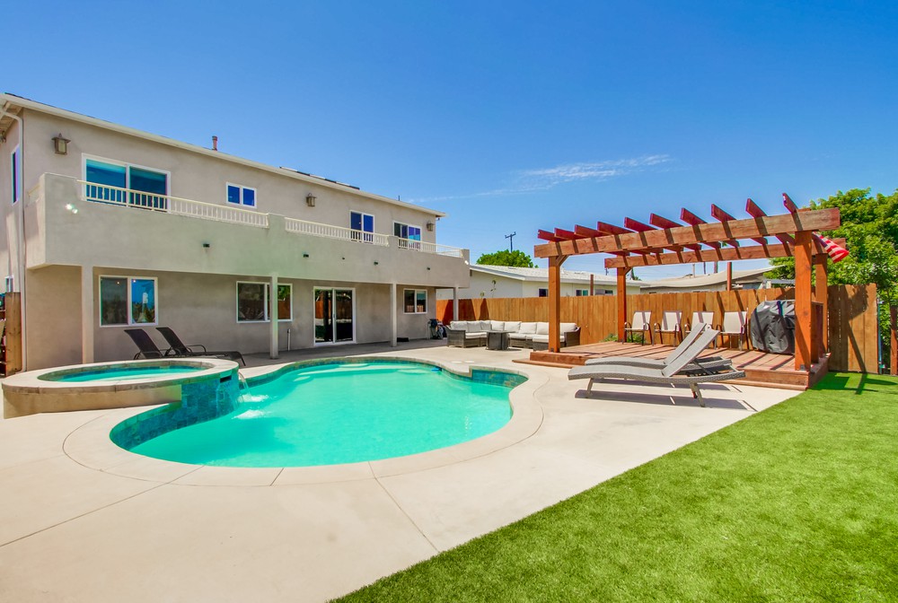 Virtual tour photo 65 of 67 for 3827 Mt Ainsworth Ave
