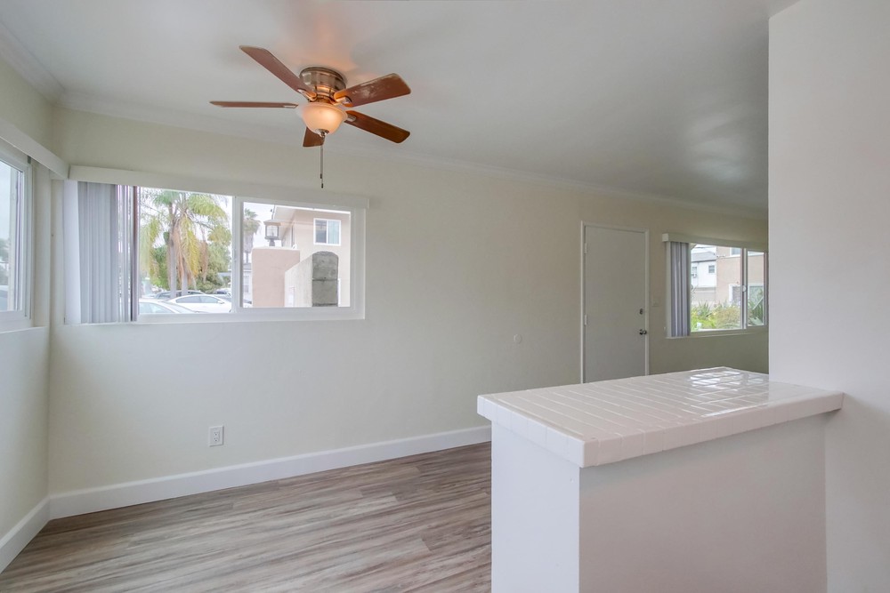 Virtual tour photo 13 of 21 for 3827 Wilson Ave #1