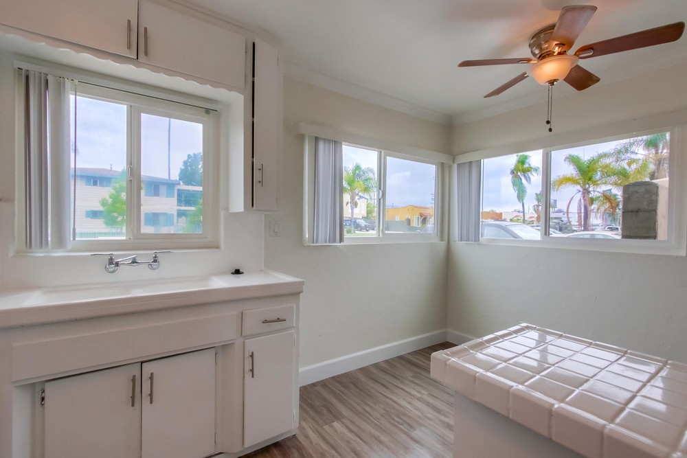 Virtual tour photo 14 of 21 for 3827 Wilson Ave #1