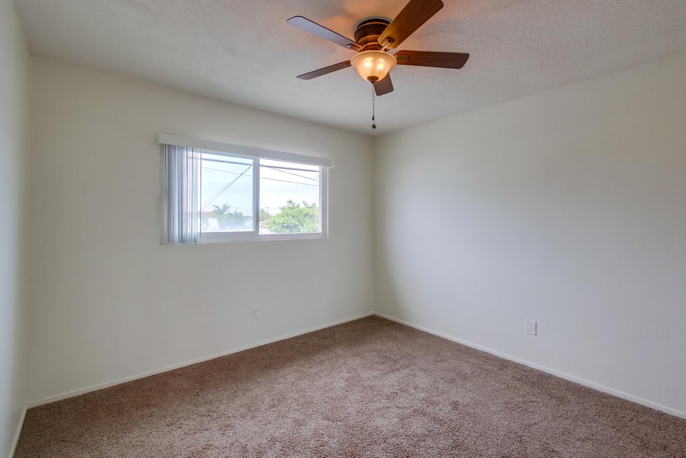 Virtual tour photo 18 of 25 for 3827 Wilson Ave #10