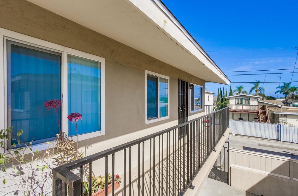 Virtual tour photo 14 of 32 for 3827 Wilson Ave Unit #3843-8