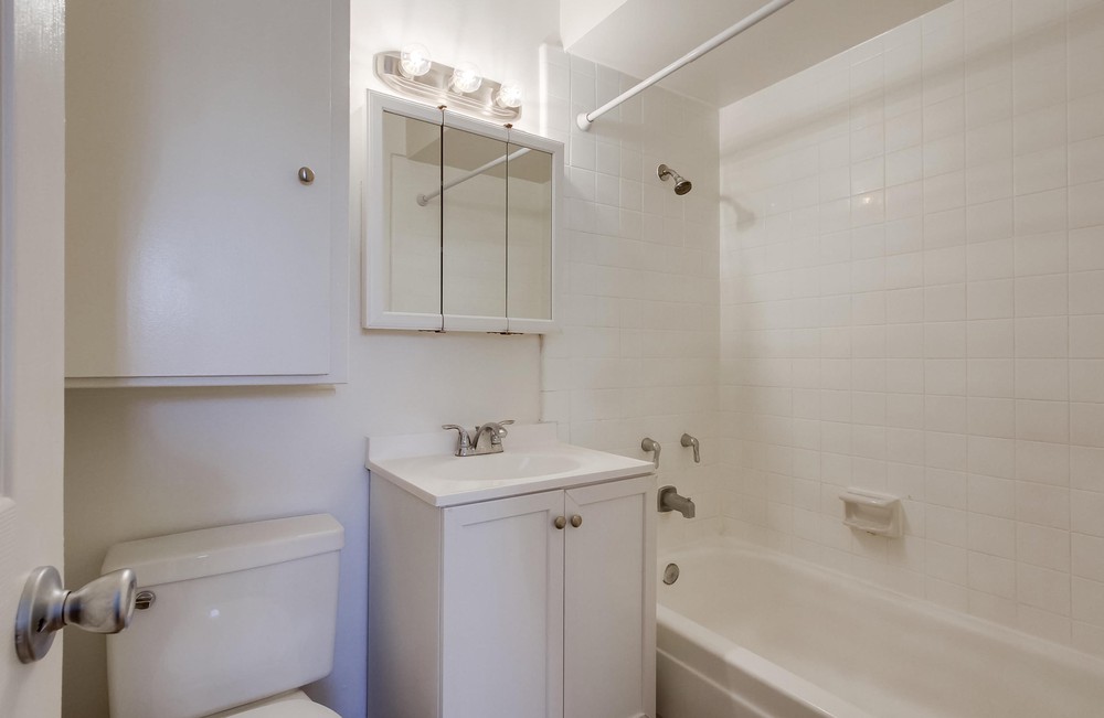 Virtual tour photo 33 of 32 for 3827 Wilson Ave Unit #3843-8