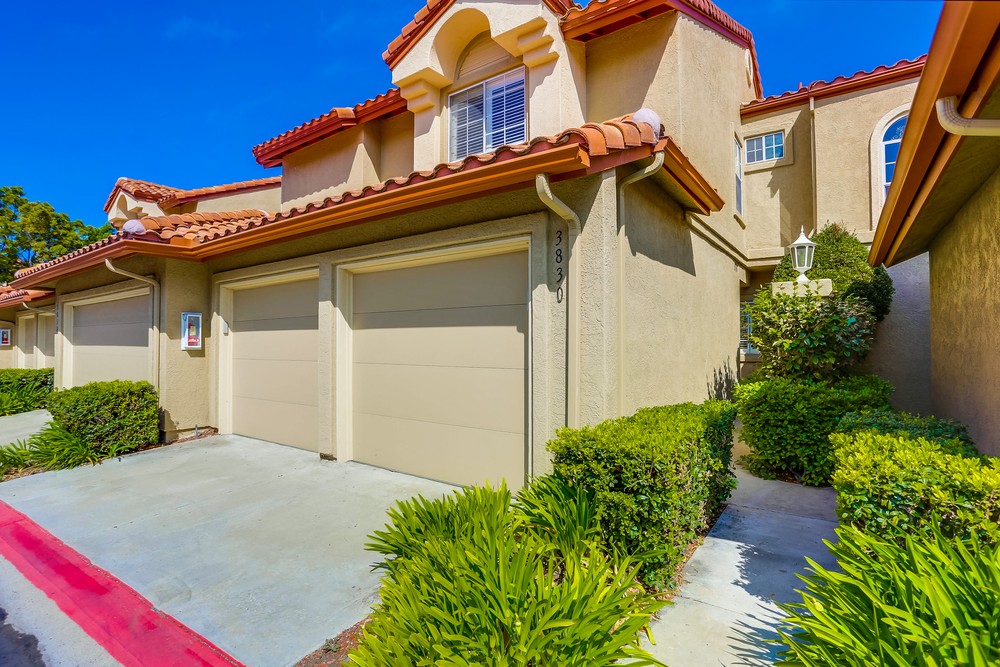 Virtual tour photo 5 of 46 for 3830 Creststone Pl