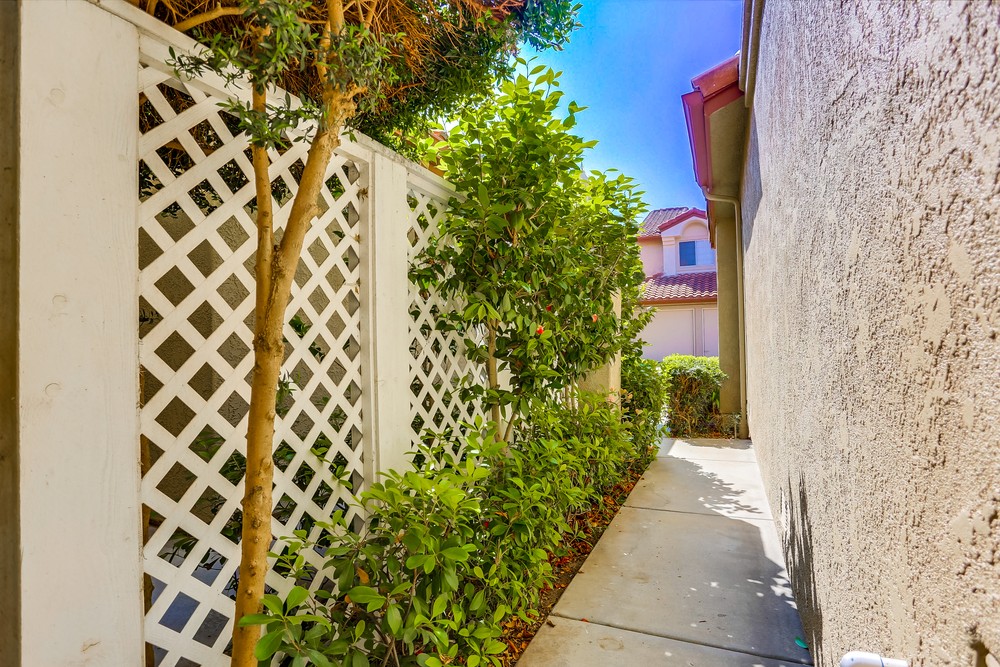 Virtual tour photo 7 of 46 for 3830 Creststone Pl