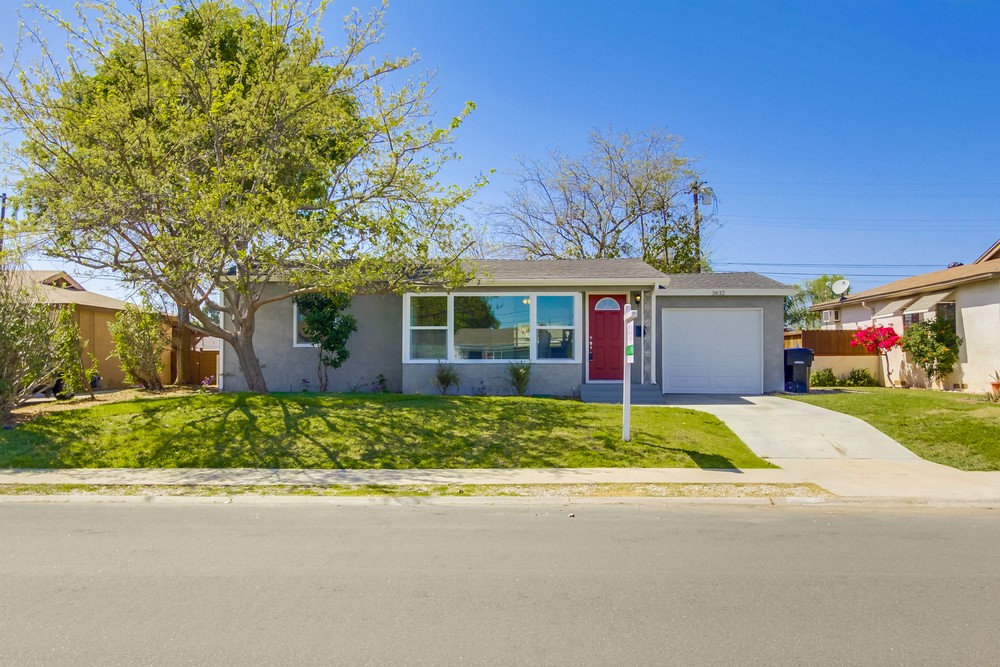 Virtual tour photo 1 of 32 for 3832 Loma Alta Dr