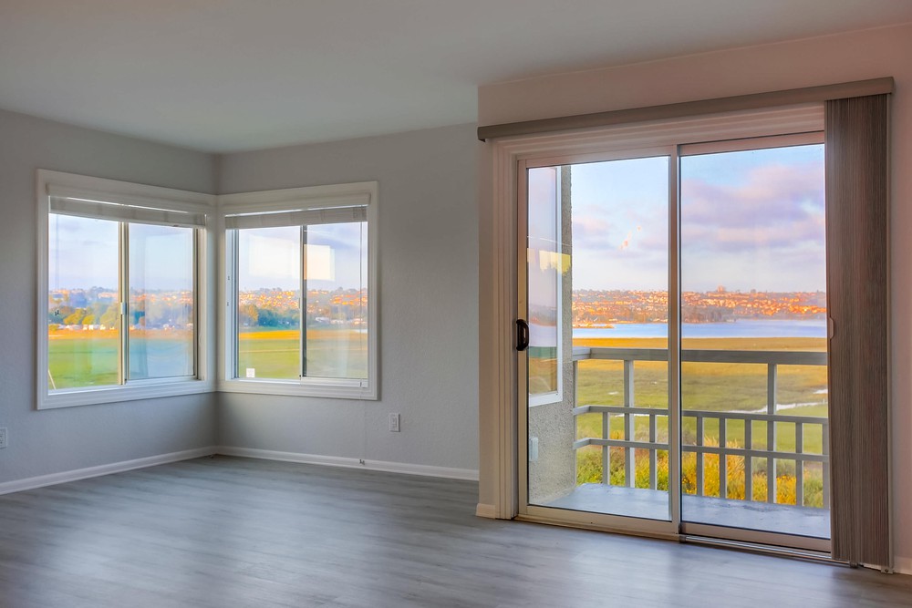 Virtual tour photo 8 of 72 for 3833 Lamont St