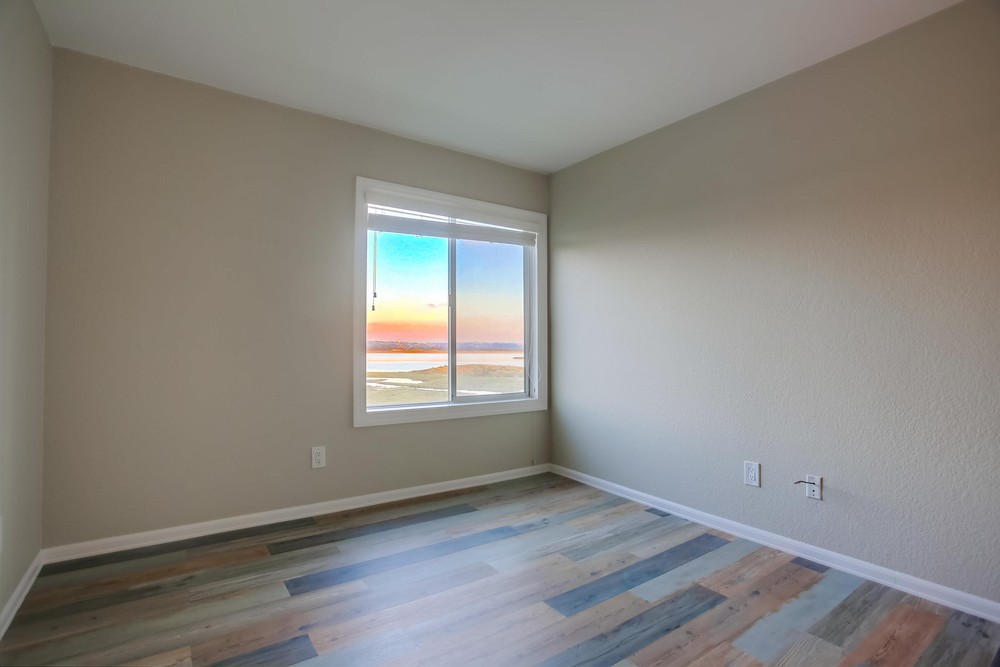 Virtual tour photo 32 of 72 for 3833 Lamont St