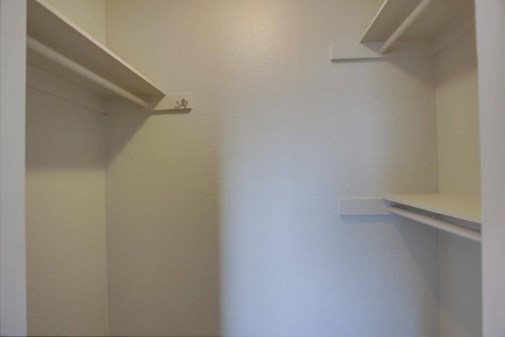 Virtual tour photo 34 of 72 for 3833 Lamont St