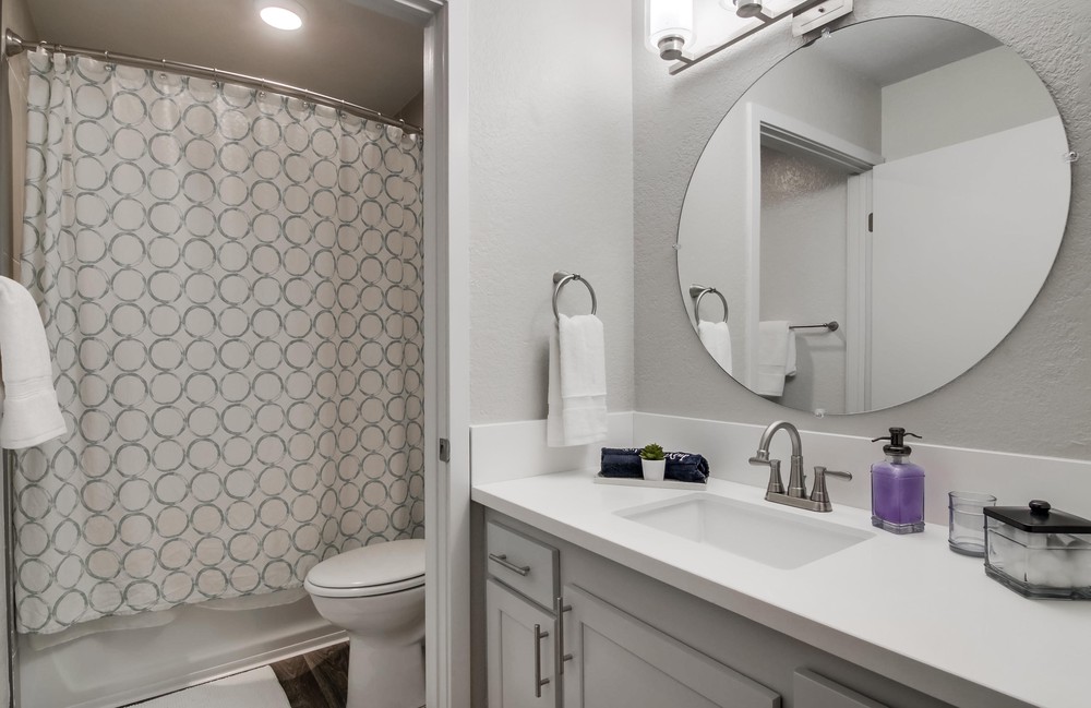 Virtual tour photo 15 of 17 for 3833 Midway Dr