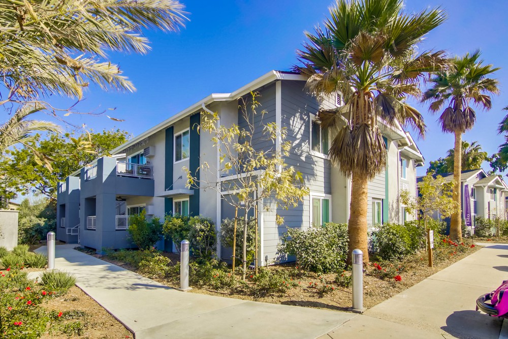 Virtual tour photo 3 of 51 for 3833 Midway Dr