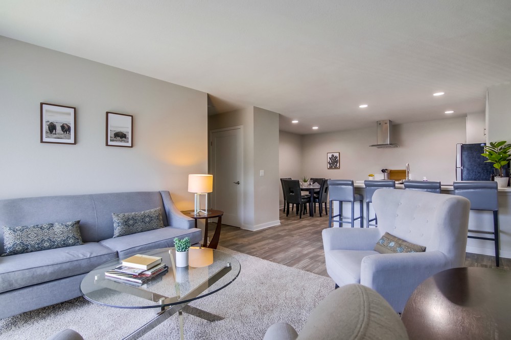 Virtual tour photo 9 of 51 for 3833 Midway Dr