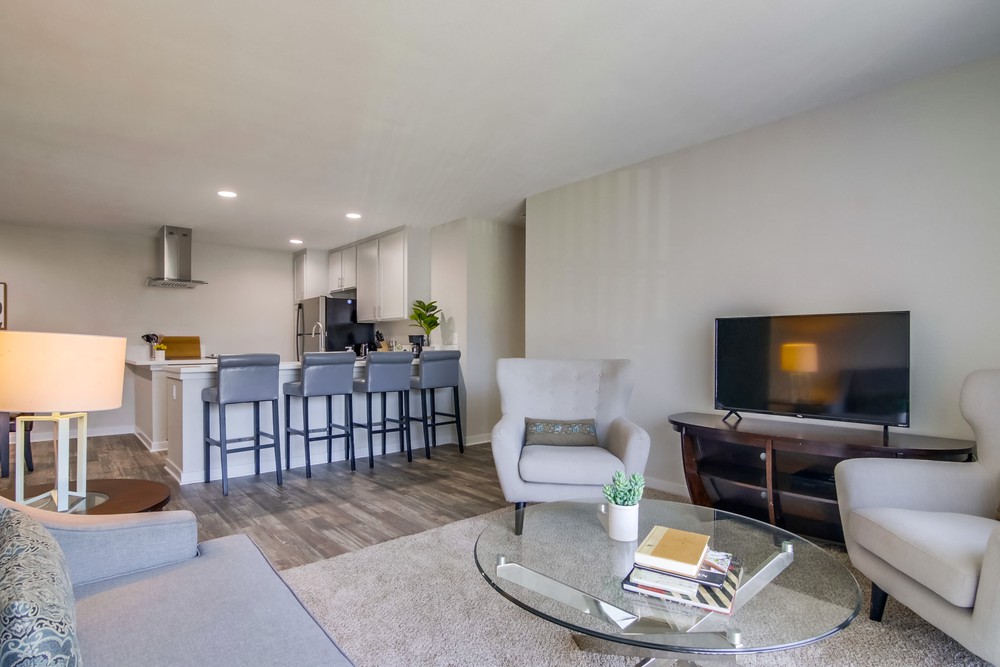 Virtual tour photo 10 of 51 for 3833 Midway Dr