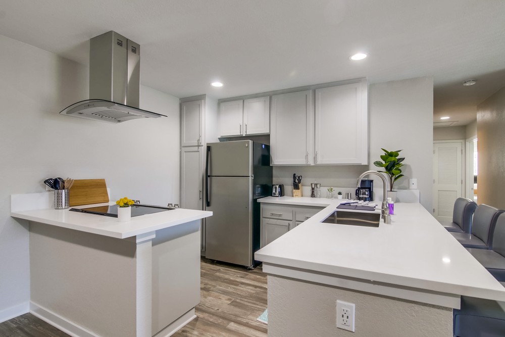 Virtual tour photo 18 of 51 for 3833 Midway Dr
