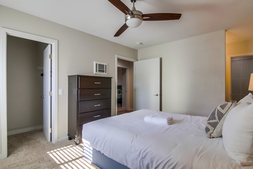 Virtual tour photo 27 of 51 for 3833 Midway Dr