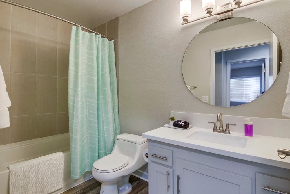 Virtual tour photo 36 of 51 for 3833 Midway Dr