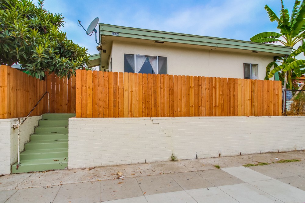 Virtual tour photo 1 of 22 for 3834 Euclid Ave