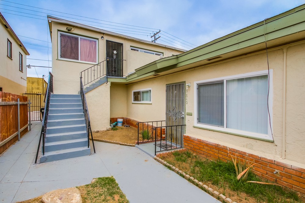 Virtual tour photo 7 of 22 for 3834 Euclid Ave