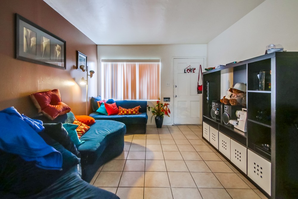 Virtual tour photo 9 of 22 for 3834 Euclid Ave