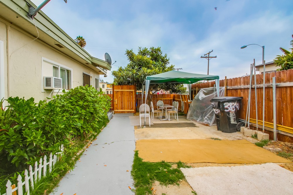 Virtual tour photo 18 of 22 for 3834 Euclid Ave