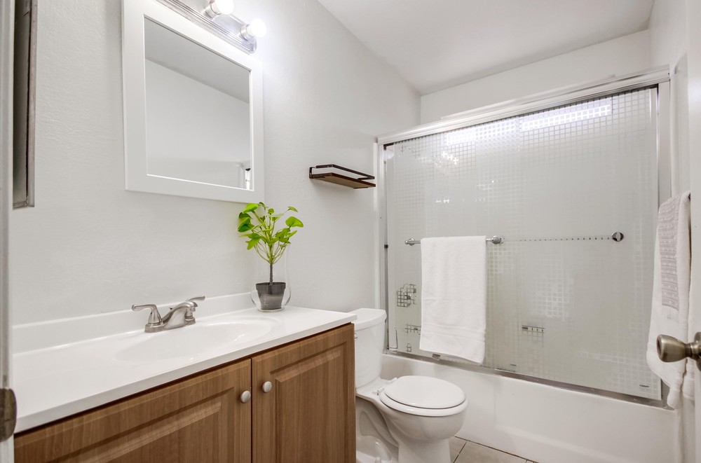 Virtual tour photo 39 of 45 for 384 Brandywood St