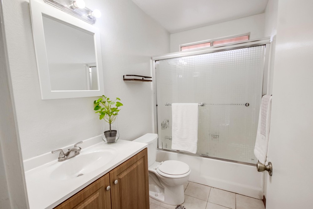 Virtual tour photo 40 of 45 for 384 Brandywood St