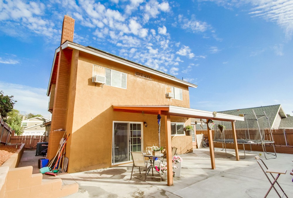 Virtual tour photo 44 of 45 for 384 Brandywood St