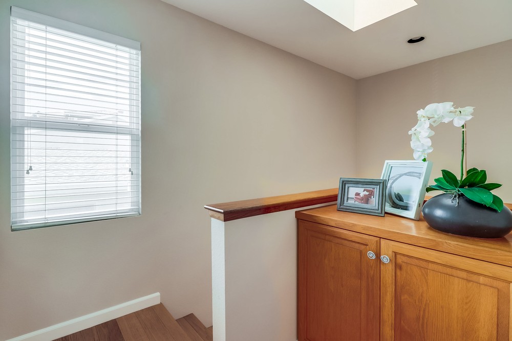 Virtual tour photo 33 of 68 for 3840 Talbot St