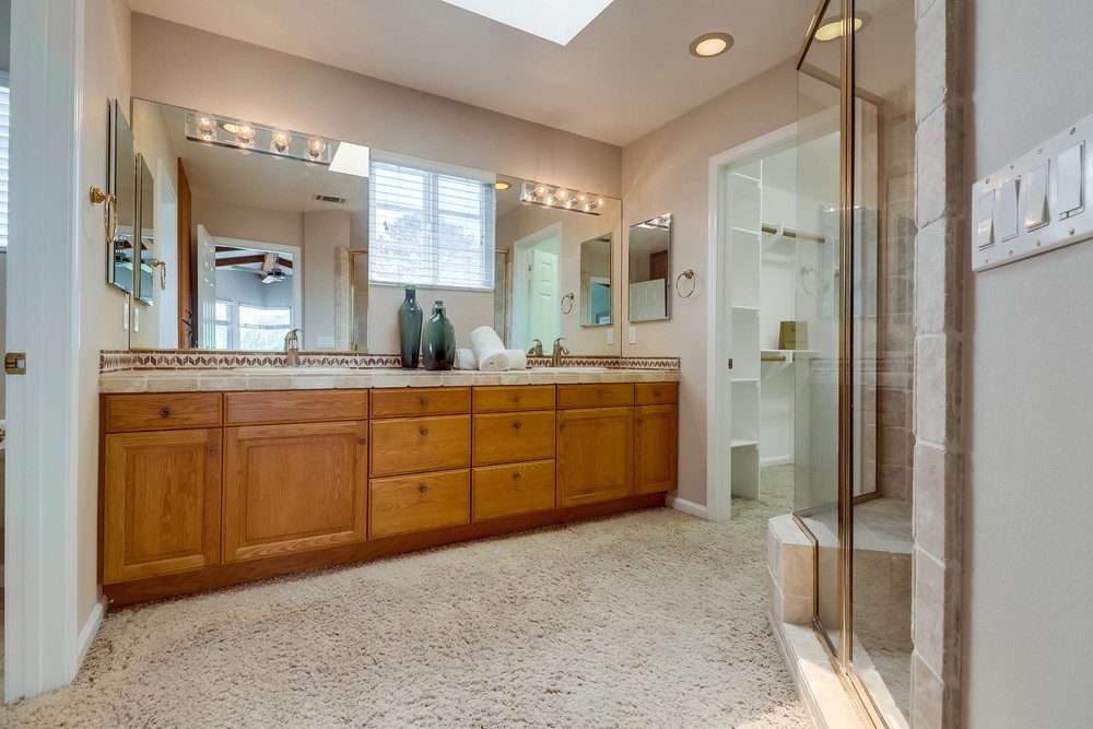 Virtual tour photo 39 of 68 for 3840 Talbot St