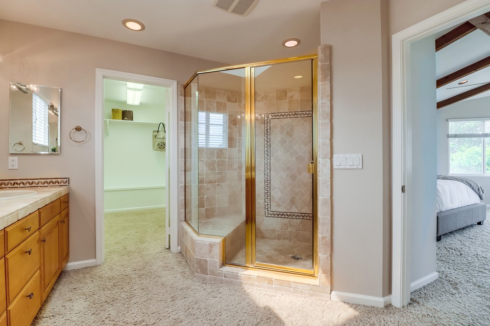 Virtual tour photo 40 of 68 for 3840 Talbot St