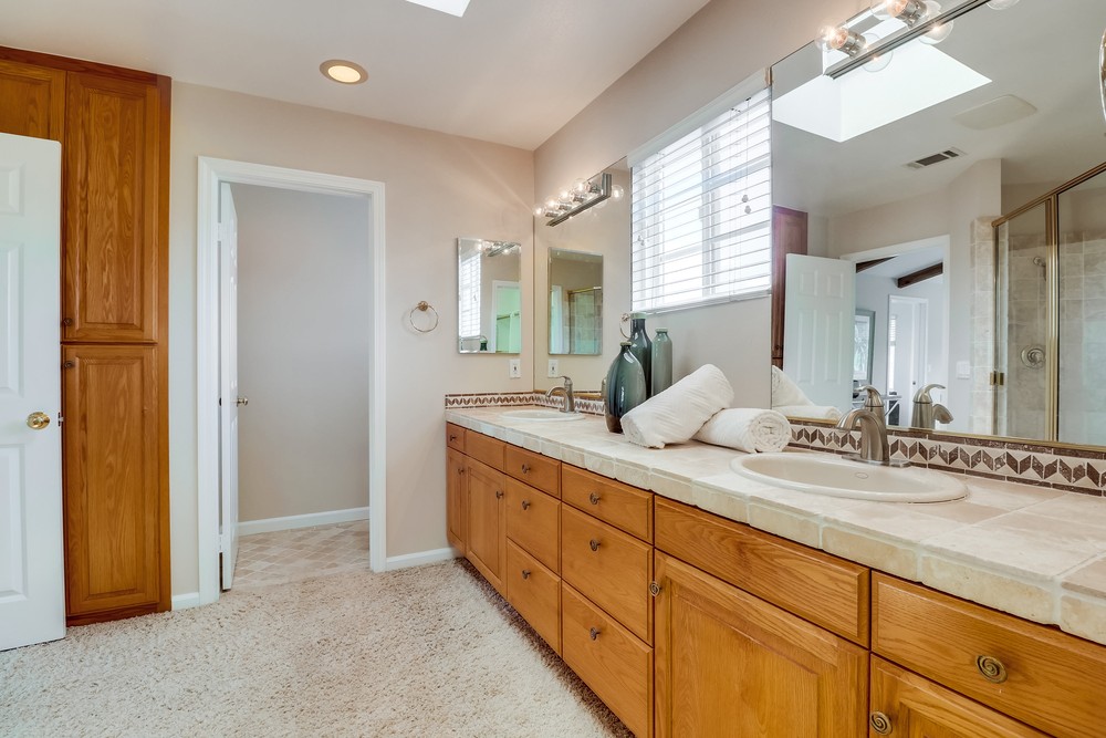 Virtual tour photo 41 of 68 for 3840 Talbot St