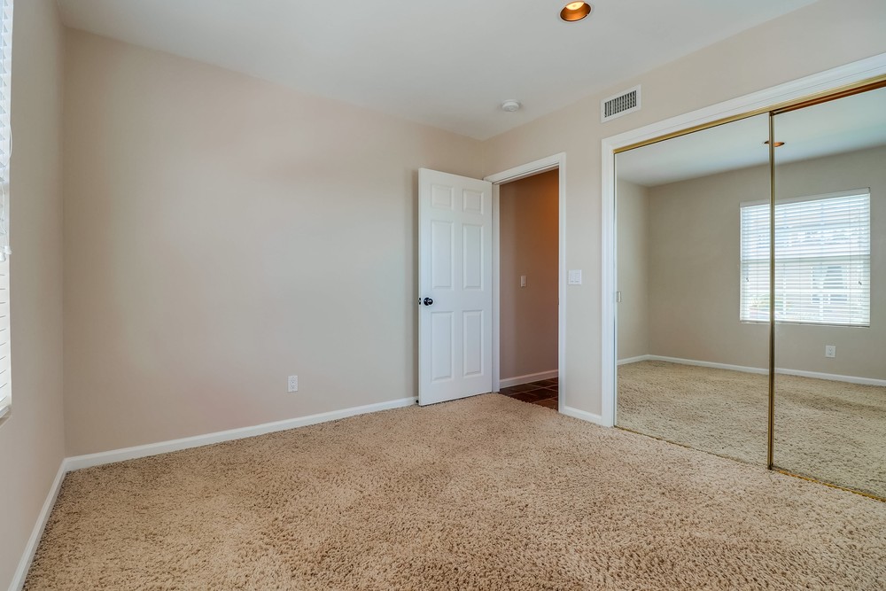 Virtual tour photo 44 of 68 for 3840 Talbot St