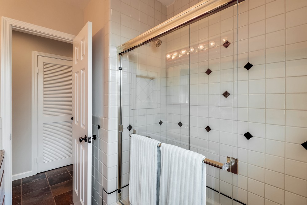 Virtual tour photo 56 of 68 for 3840 Talbot St