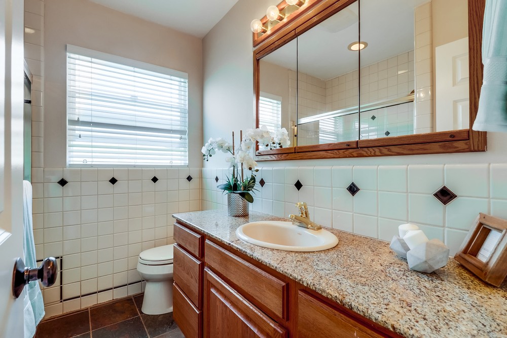 Virtual tour photo 57 of 68 for 3840 Talbot St