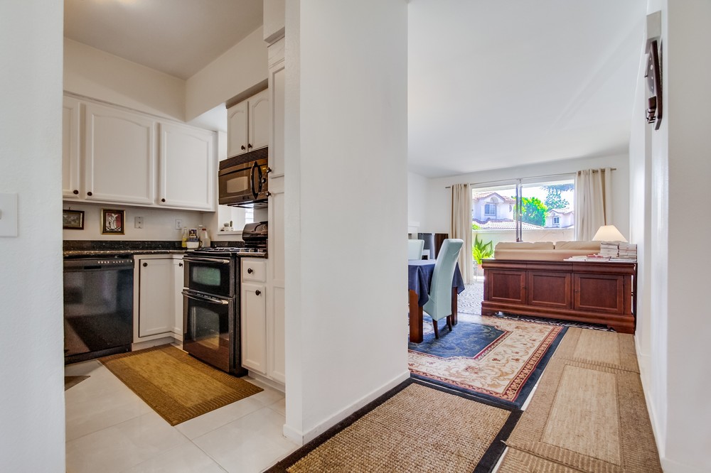 Virtual tour photo 13 of 30 for 3842 Creststone Place