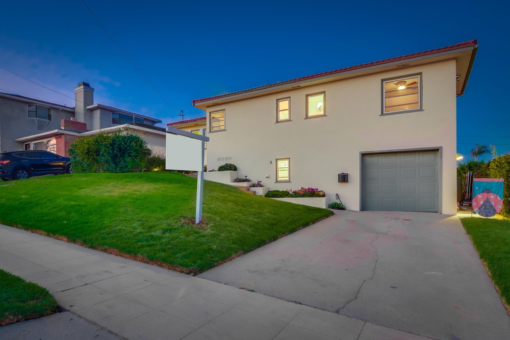 Virtual tour photo 3 of 93 for 3842 Wildwood Rd