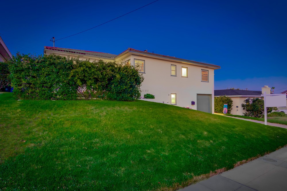 Virtual tour photo 4 of 93 for 3842 Wildwood Rd
