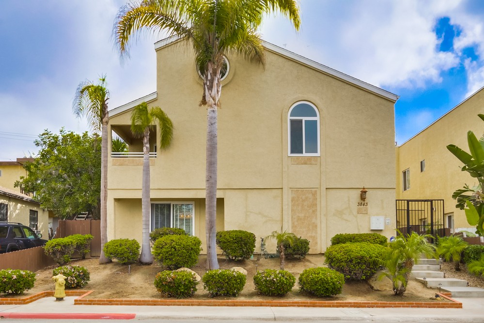 Virtual tour photo 3 of 42 for 3843 Riviera Drive