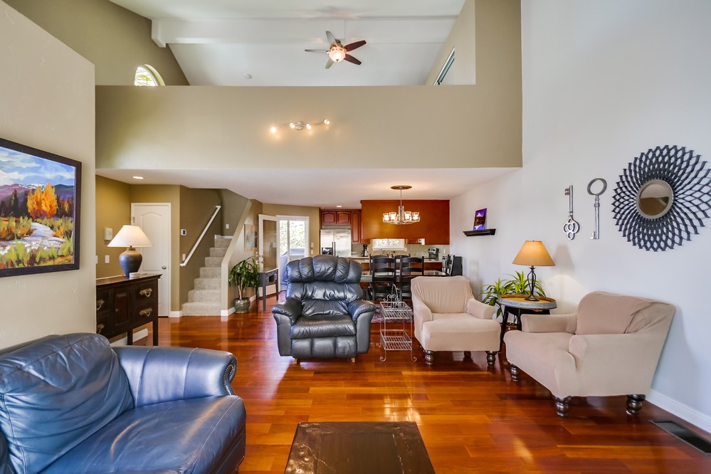 Virtual tour photo 11 of 42 for 3843 Riviera Drive