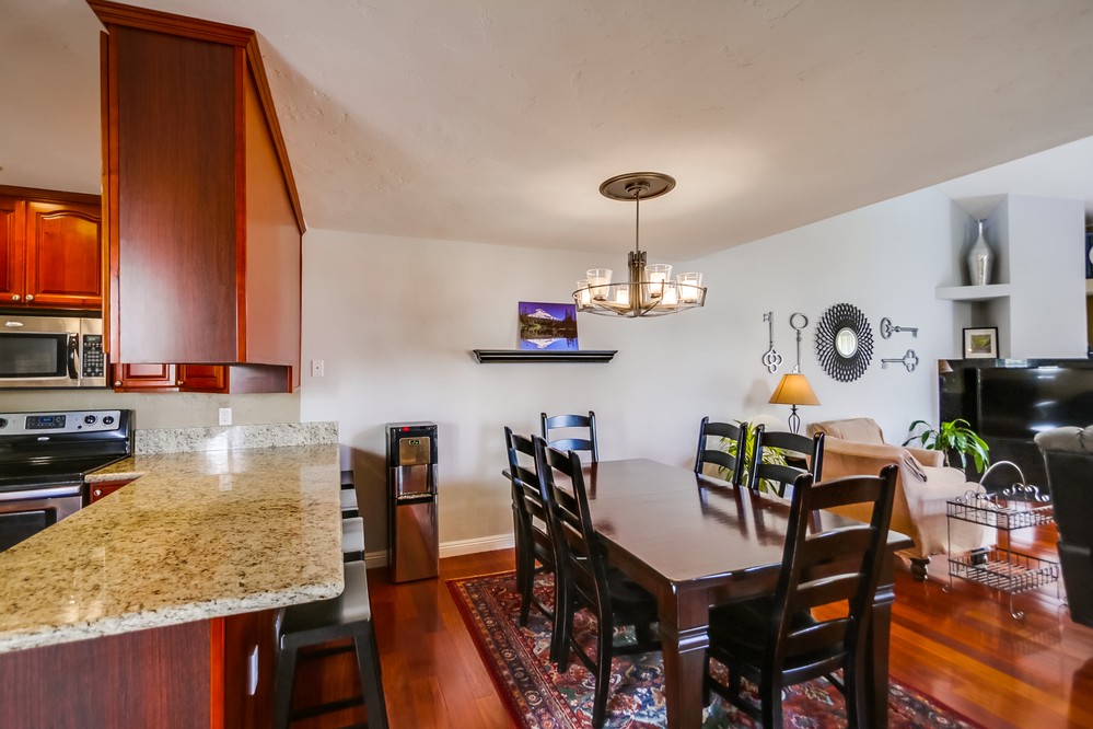 Virtual tour photo 13 of 42 for 3843 Riviera Drive