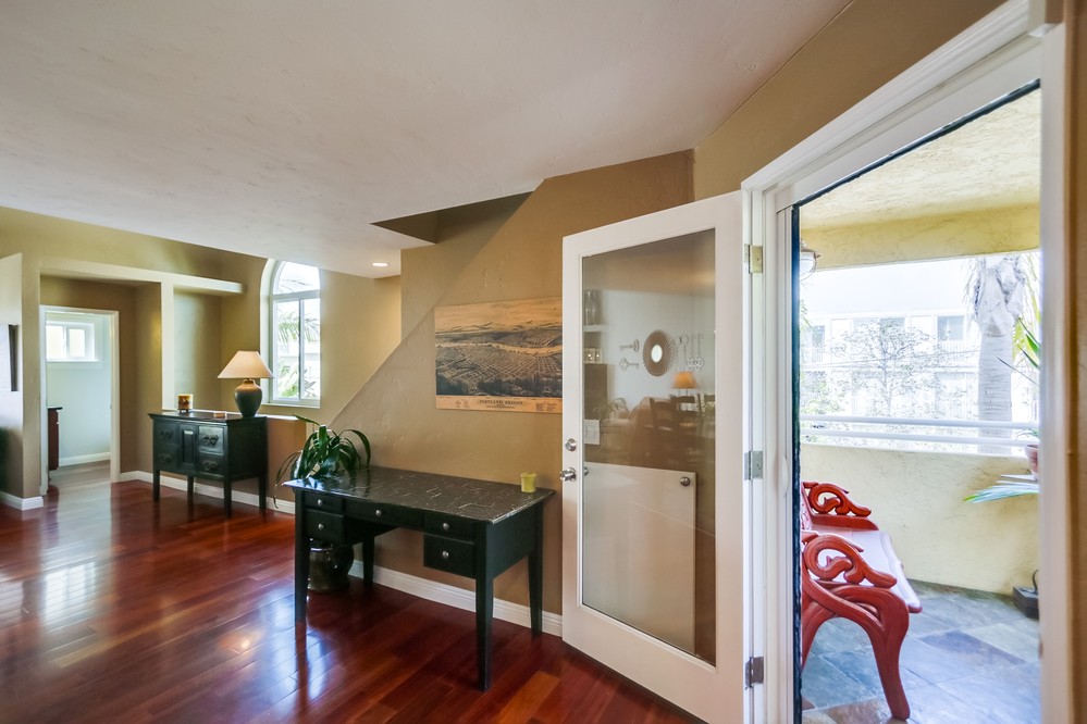 Virtual tour photo 22 of 42 for 3843 Riviera Drive