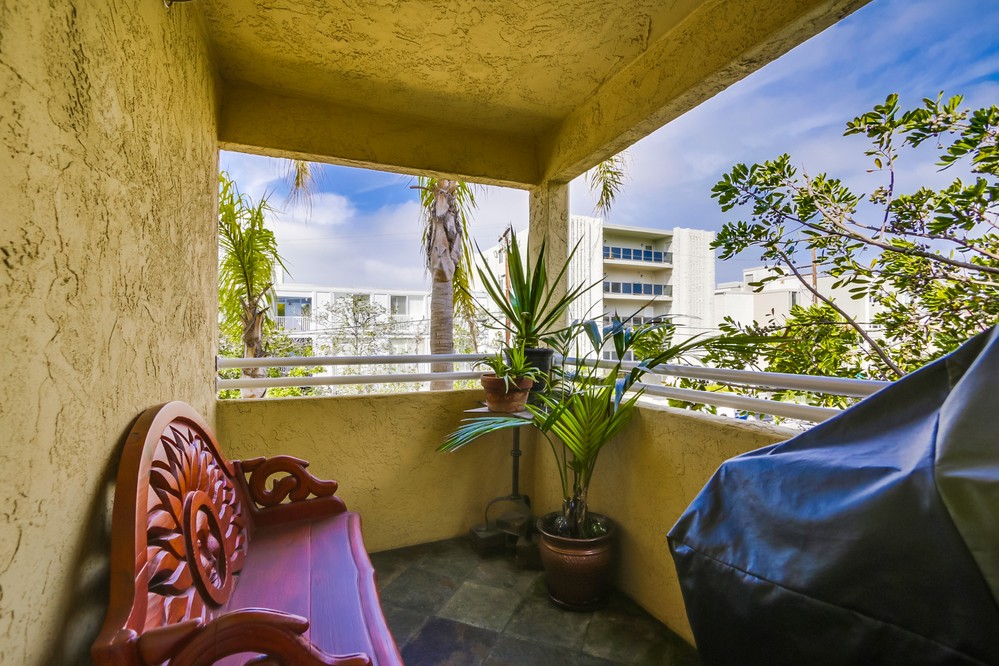Virtual tour photo 23 of 42 for 3843 Riviera Drive
