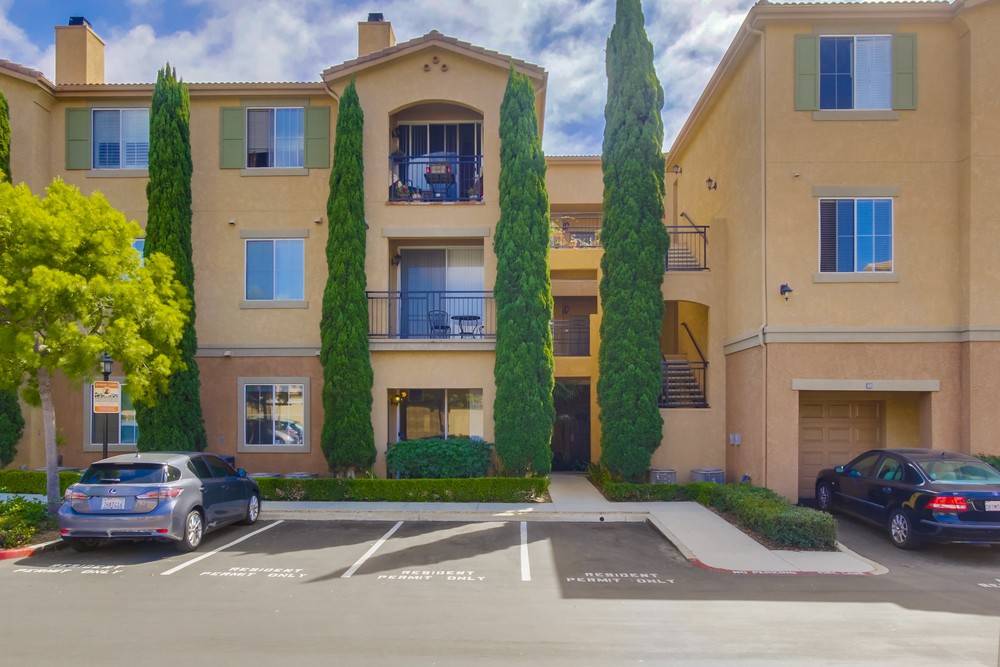 Virtual tour photo 3 of 37 for 3845 Elijah Ct #615